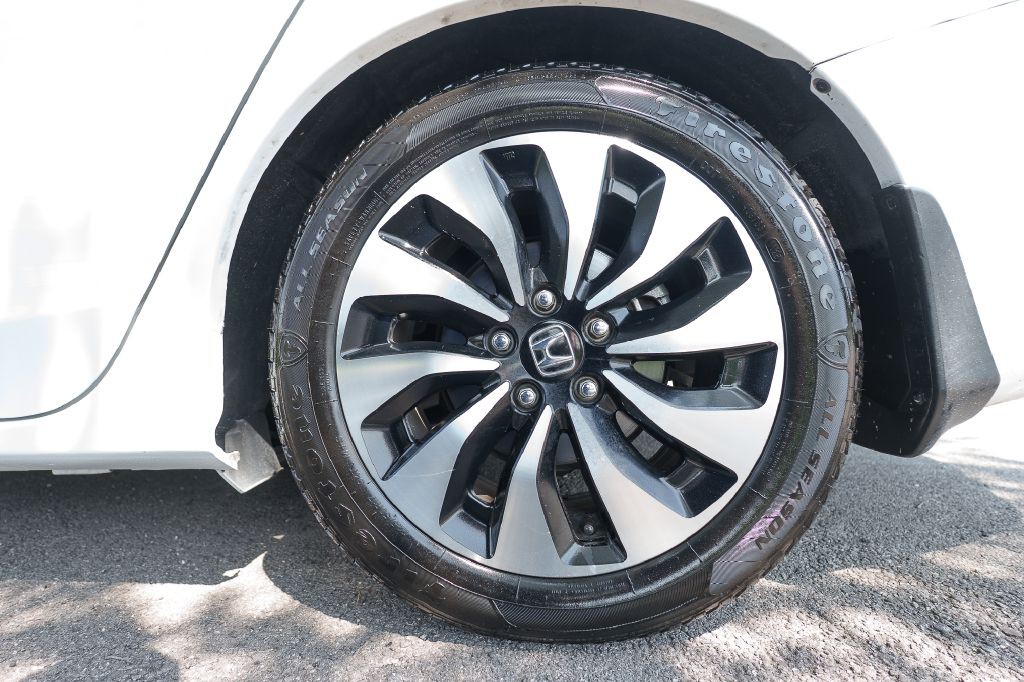2015 Honda Accord Image 31