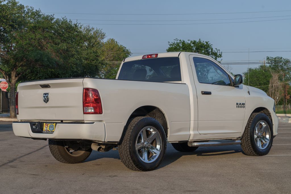 2014 RAM 1500 Image 4