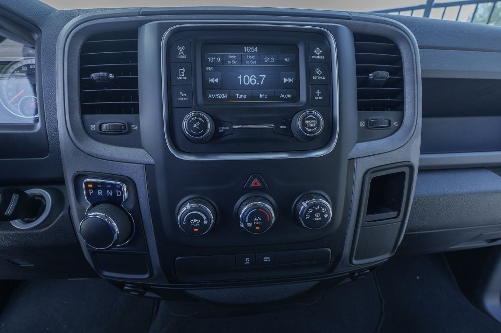 2014 RAM 1500 Image 17