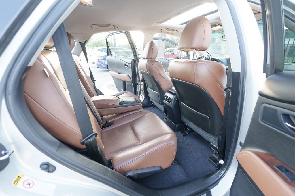 2015 Lexus RX Image 24