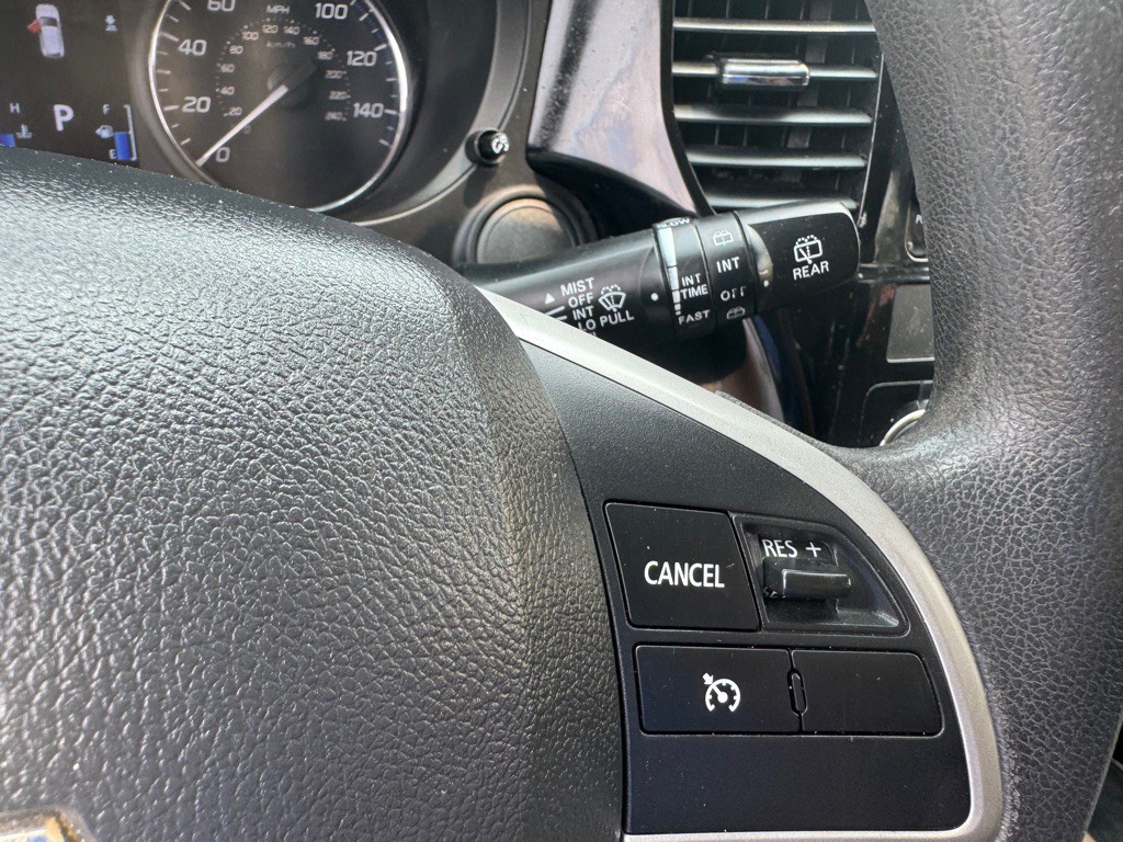 2018 Mitsubishi Outlander Image 13