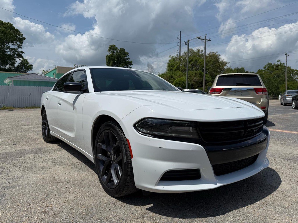 2021 Dodge Charger Image 2