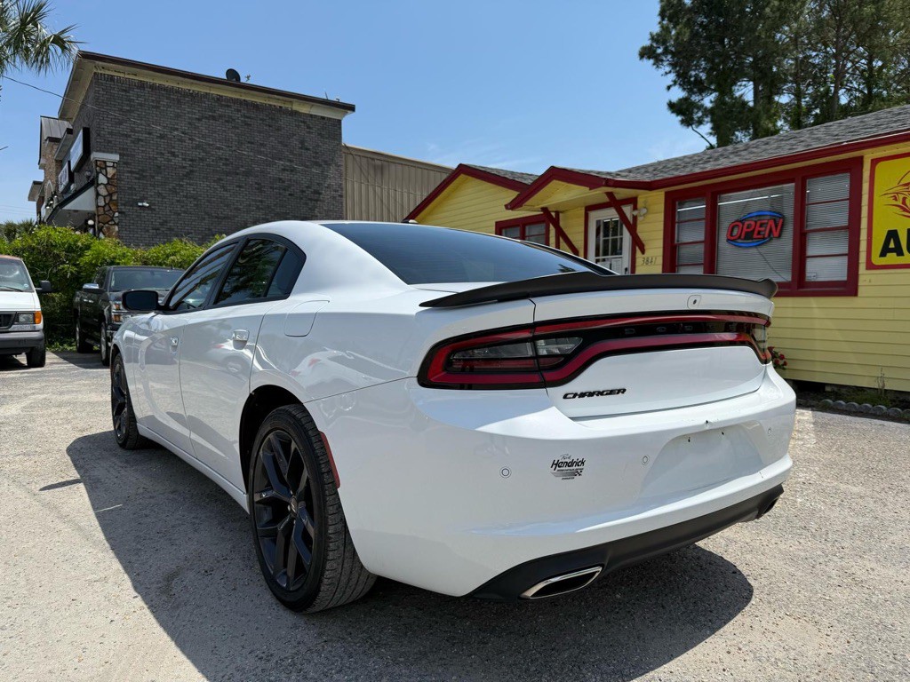 2021 Dodge Charger Image 8
