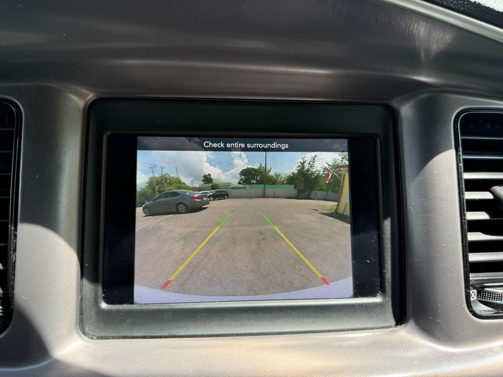 2021 Dodge Charger Image 17