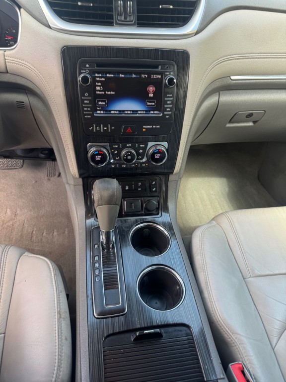 2015 Chevrolet Traverse Image 13