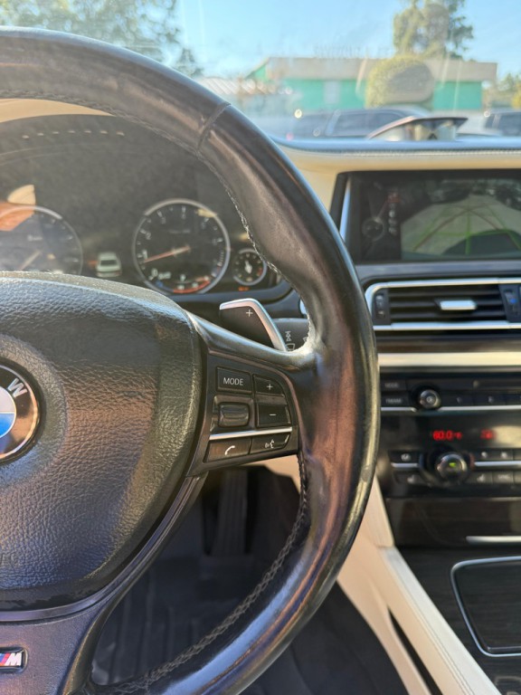 2014 BMW 7 Series Image 19