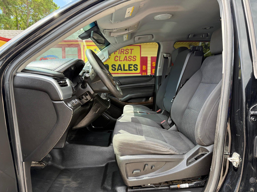 2017 Chevrolet Tahoe Image 12