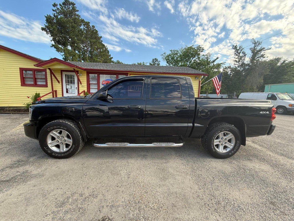 2011 Dodge Dakota Image 5
