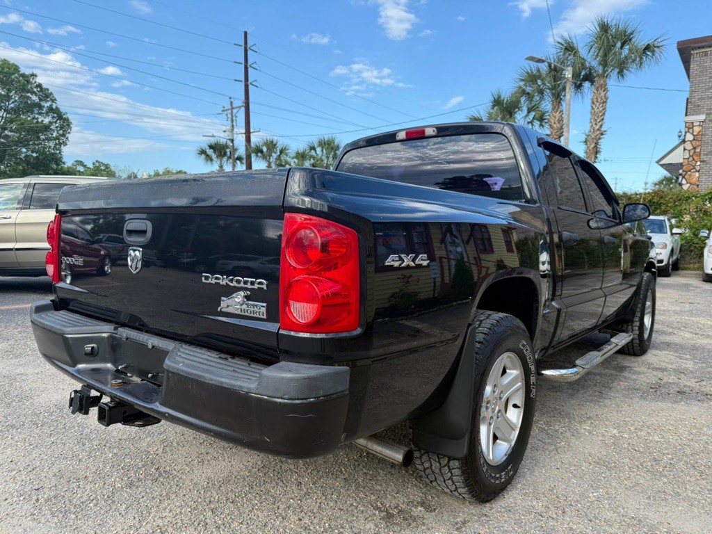 2011 Dodge Dakota Image 7