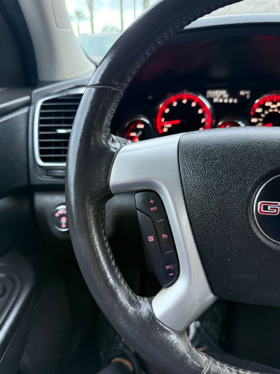 2012 GMC Acadia Image 13