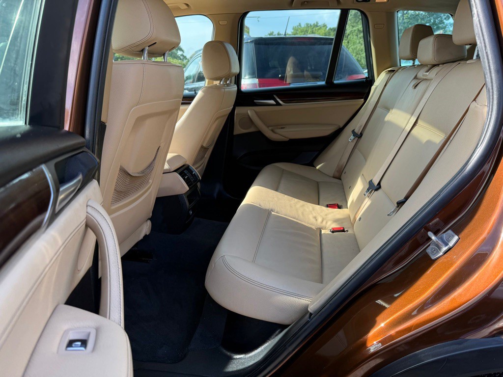 2017 BMW X3 Image 21