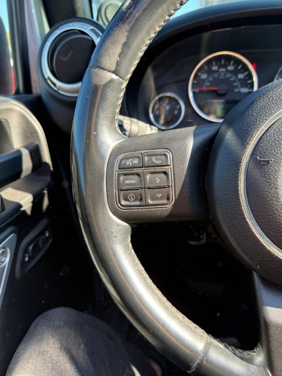 2013 Jeep Wrangler Unlimited Image 13