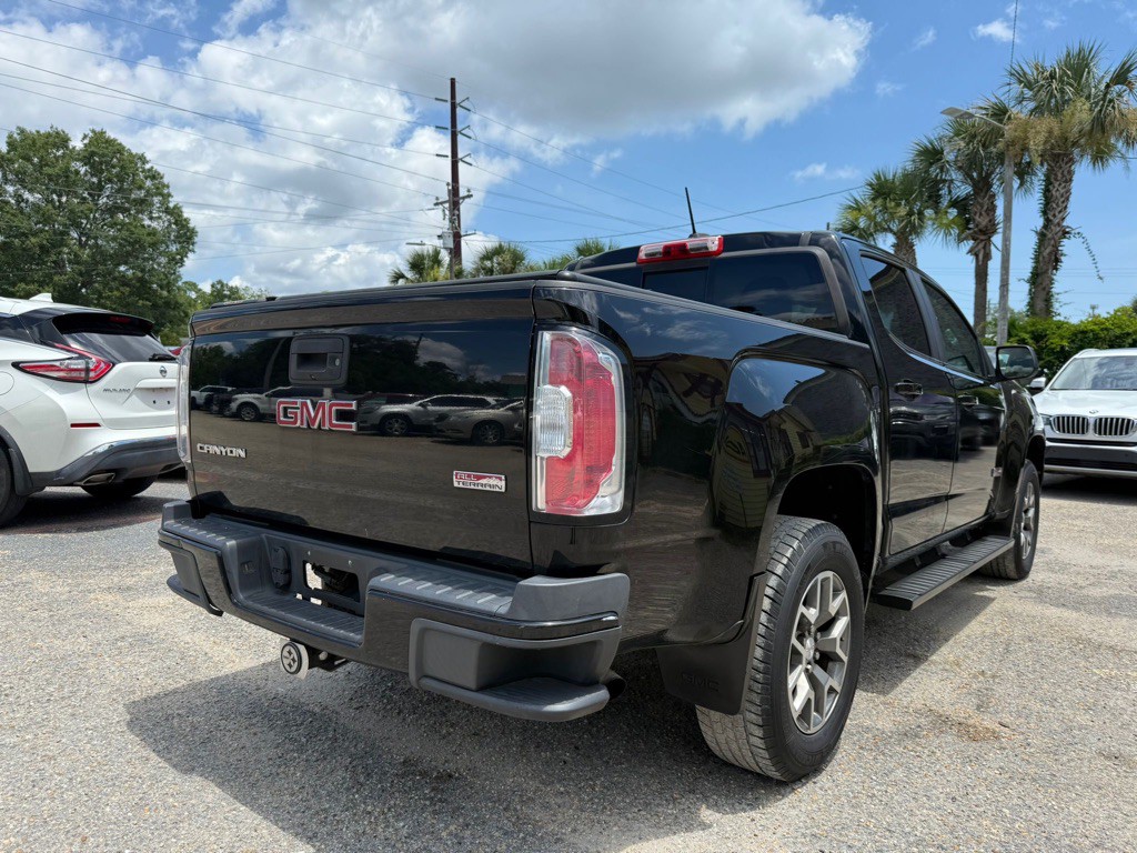 2016 GMC Canyon Image 3