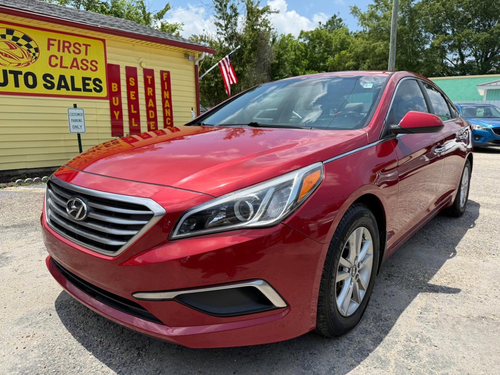 2017 Hyundai Sonata Image 1