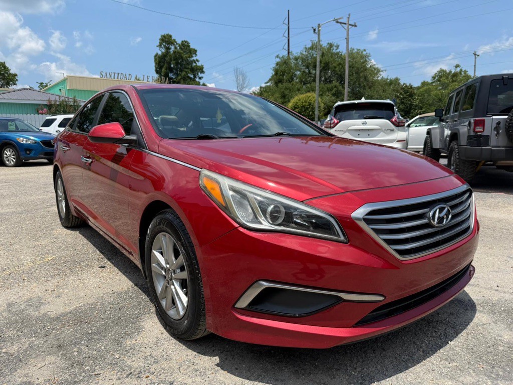 2017 Hyundai Sonata Image 2