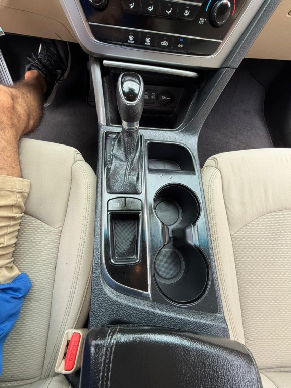 2017 Hyundai Sonata Image 17