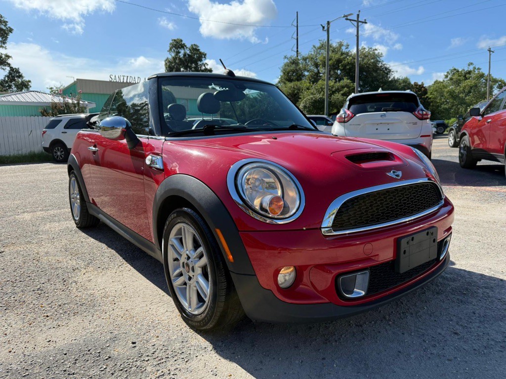 2012 MINI Cooper Image 2