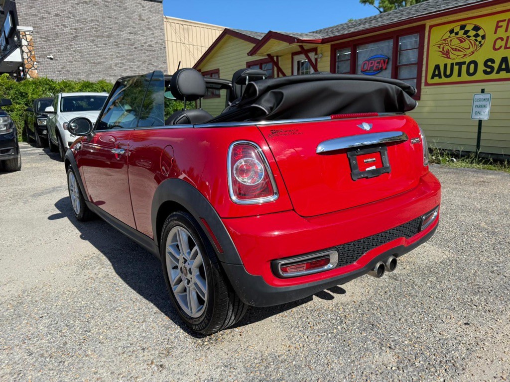 2012 MINI Cooper Image 5