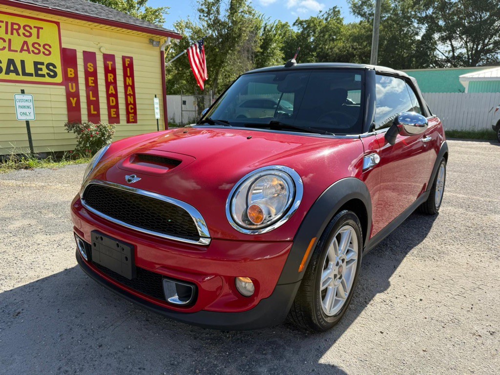 2012 MINI Cooper Image 9