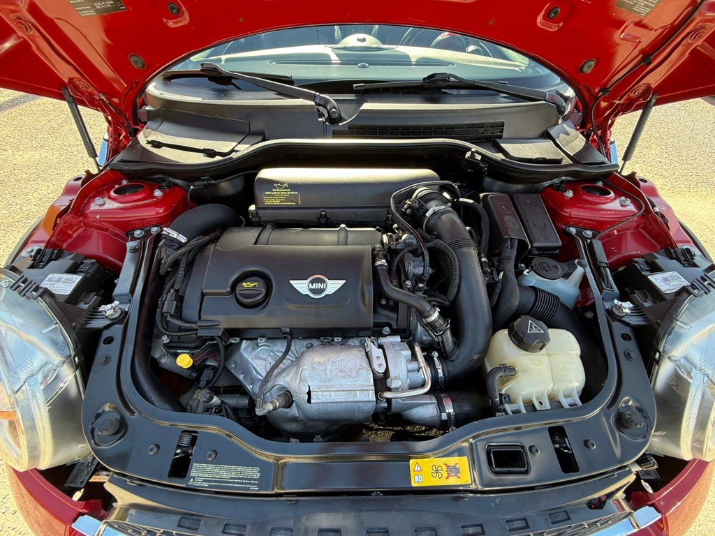 2012 MINI Cooper Image 10