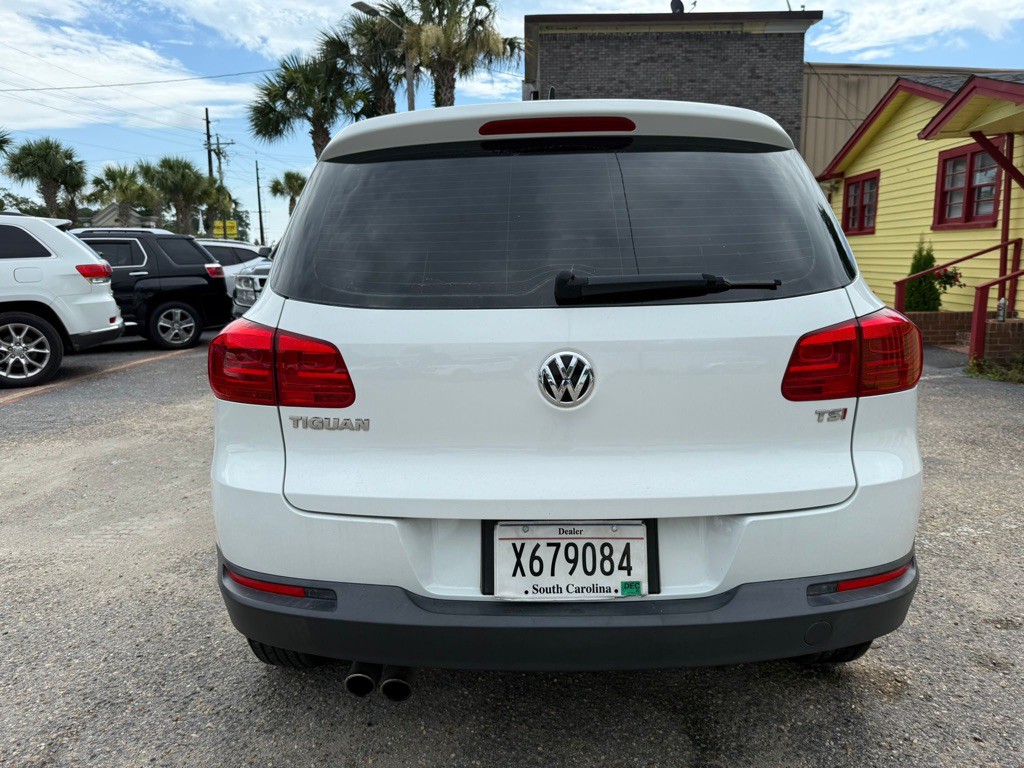 2017 Volkswagen Tiguan Image 4