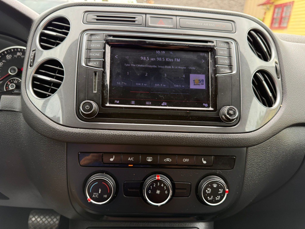 2017 Volkswagen Tiguan Image 17