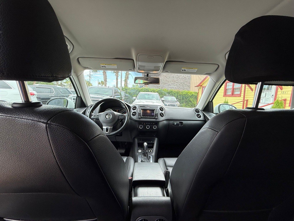 2017 Volkswagen Tiguan Image 18