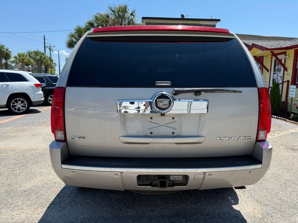 2009 Cadillac Escalade Image 6