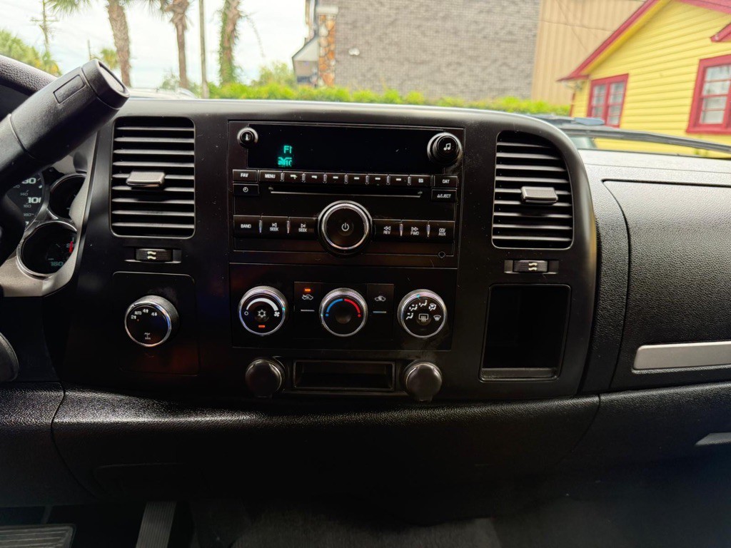 2008 Chevrolet Silverado 1500 Image 19