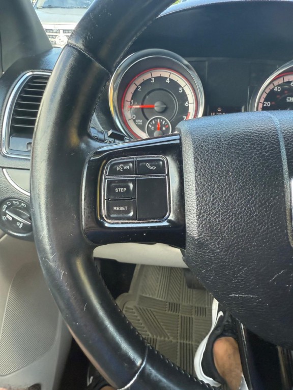 2014 Dodge Grand Caravan Image 12
