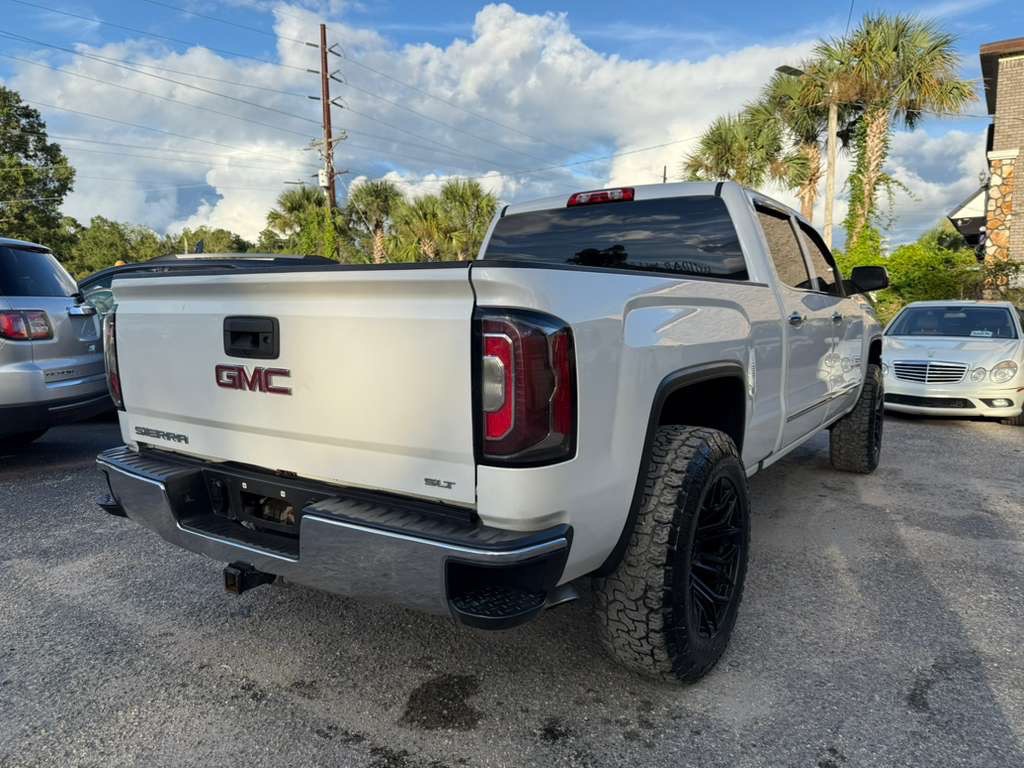 2017 GMC Sierra Image 8
