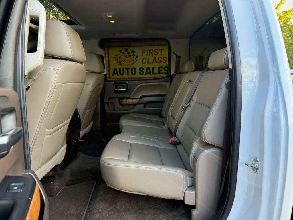 2017 GMC Sierra Image 24