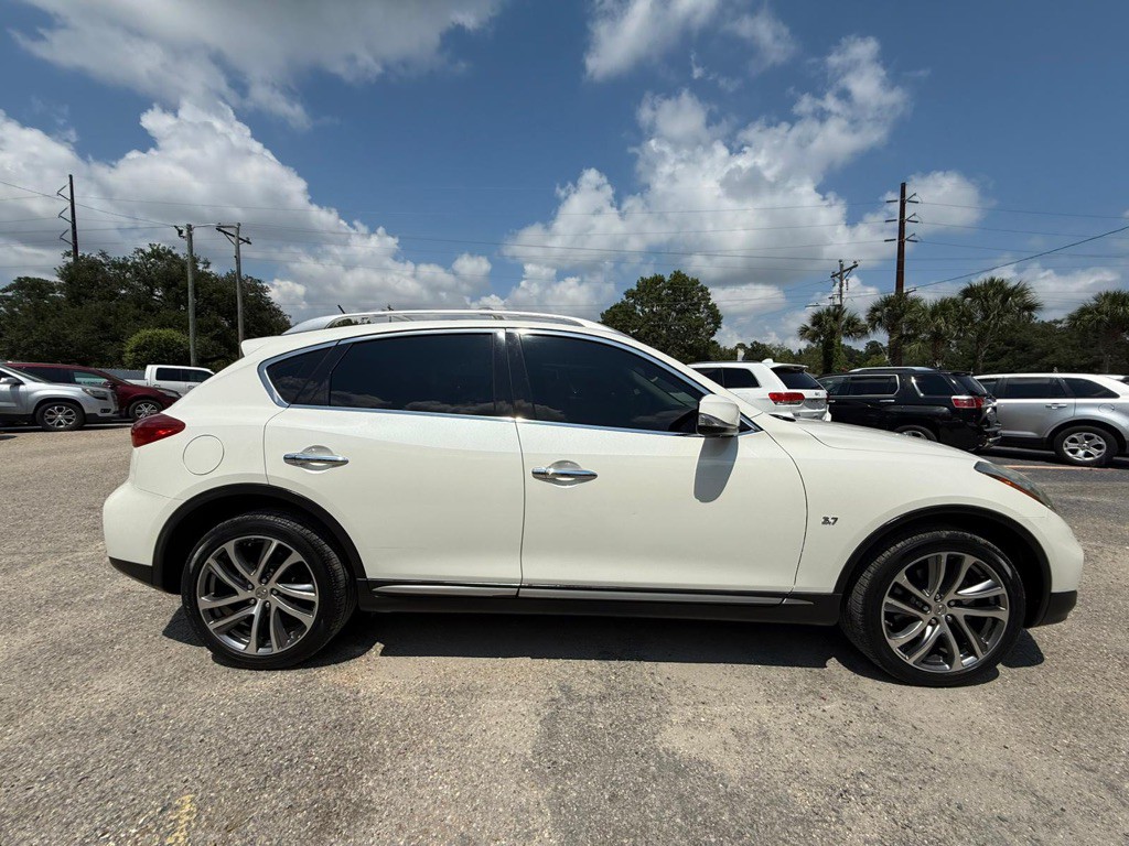 2017 INFINITI QX50 Image 7