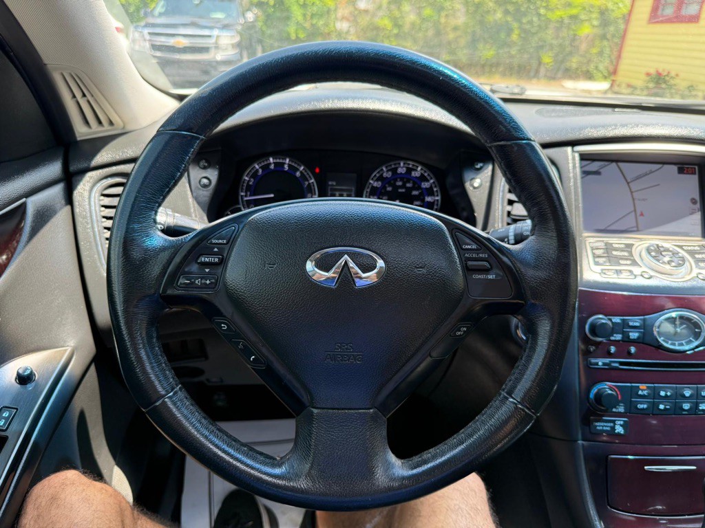 2017 INFINITI QX50 Image 12