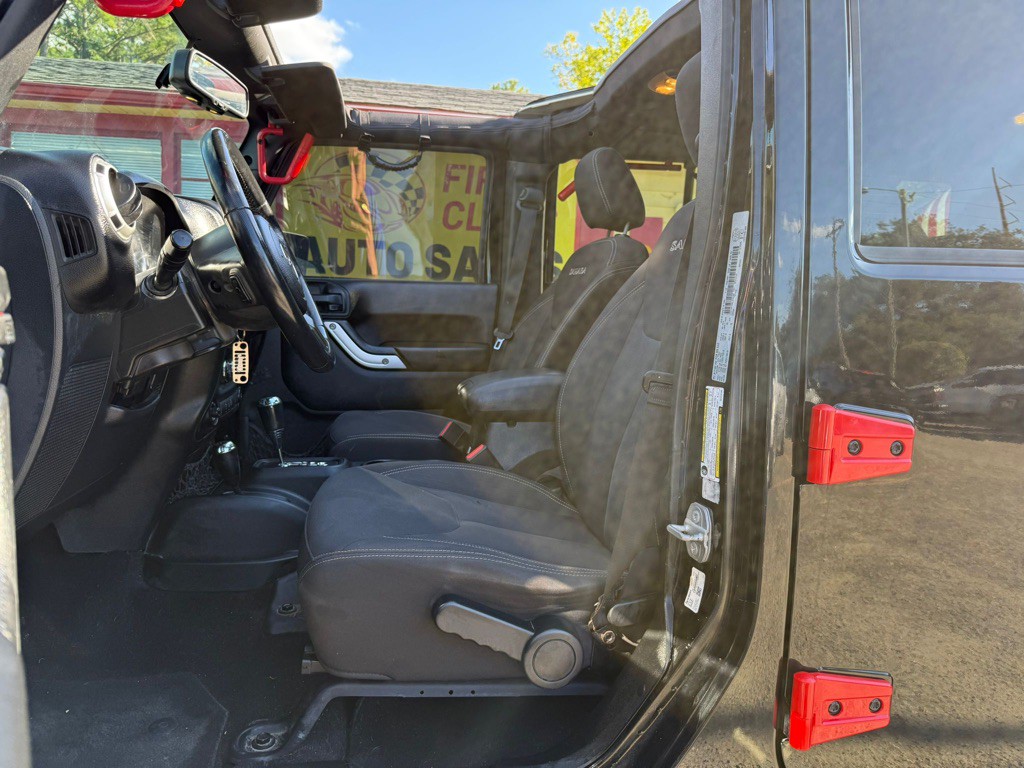 2016 Jeep Wrangler Unlimited Image 9