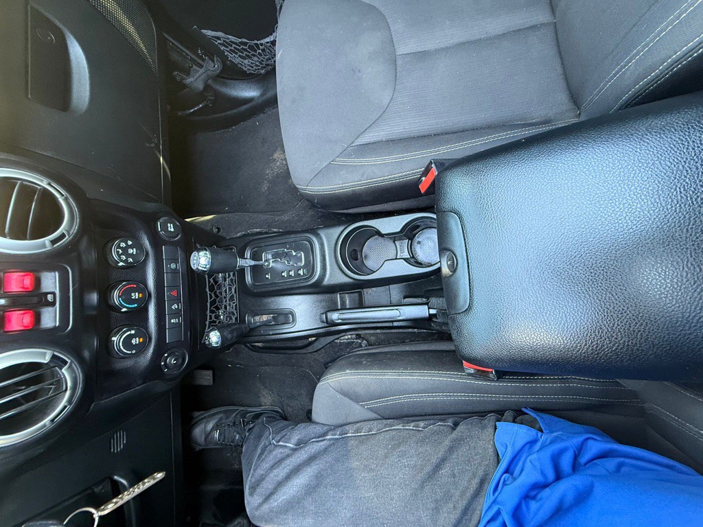 2016 Jeep Wrangler Unlimited Image 13