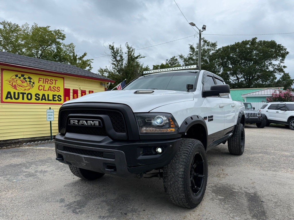 2016 RAM 1500 Image 1
