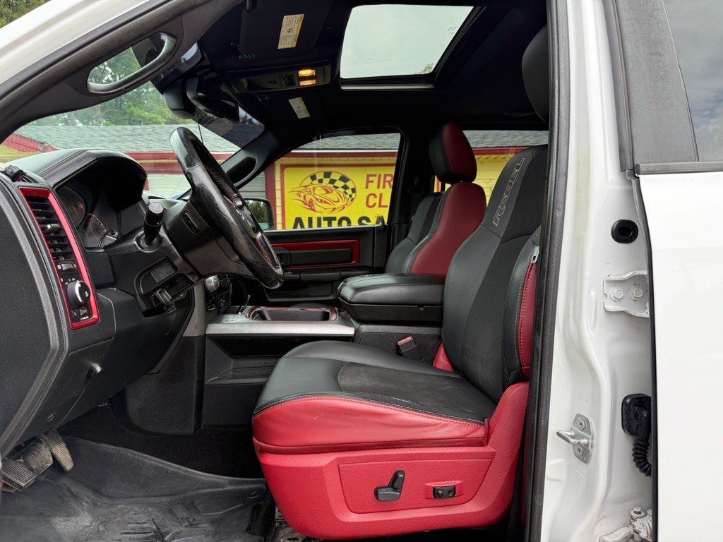 2016 RAM 1500 Image 10