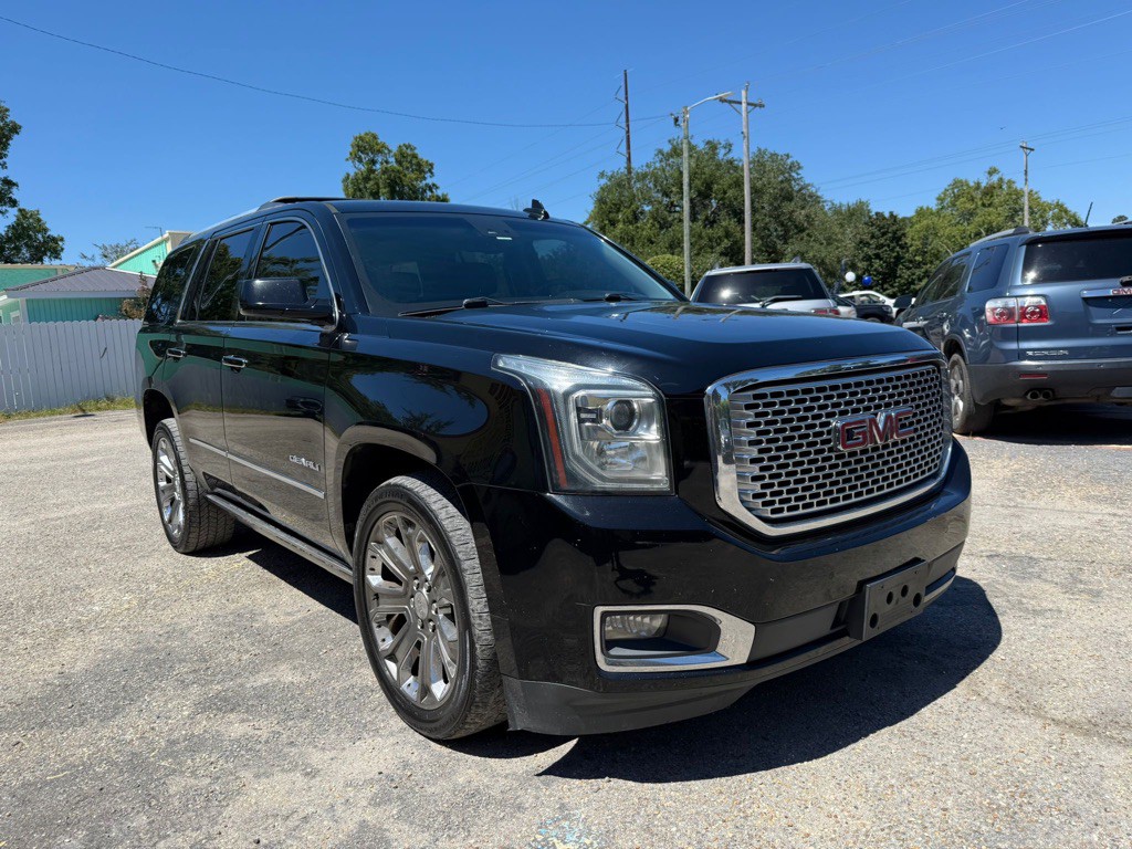 2016 GMC Yukon Image 2