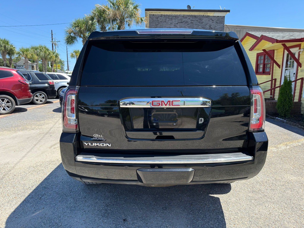 2016 GMC Yukon Image 8