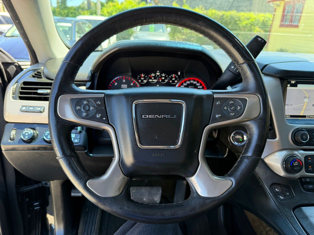 2016 GMC Yukon Image 13