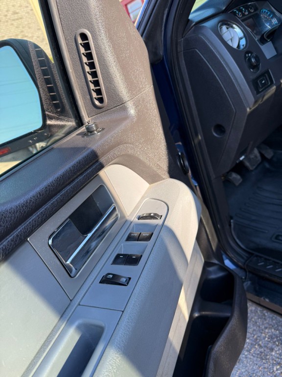 2011 Ford F-150 Image 11