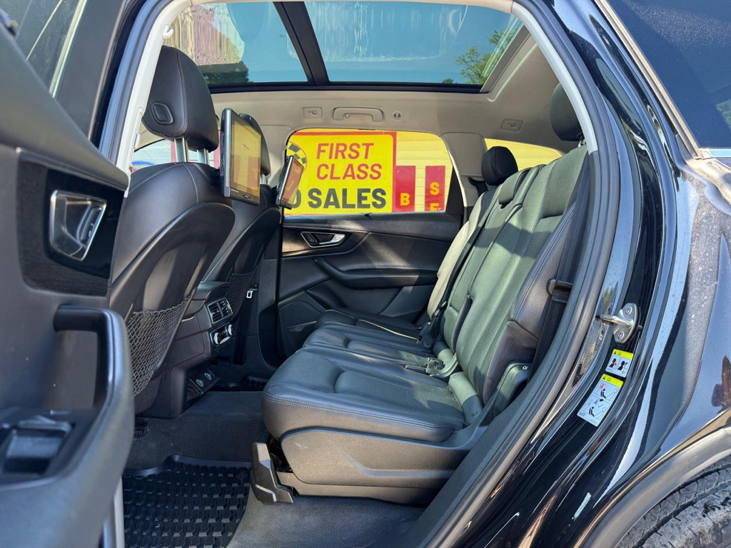 2017 Audi Q7 Image 21