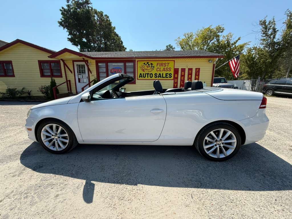 2012 Volkswagen Eos Image 8