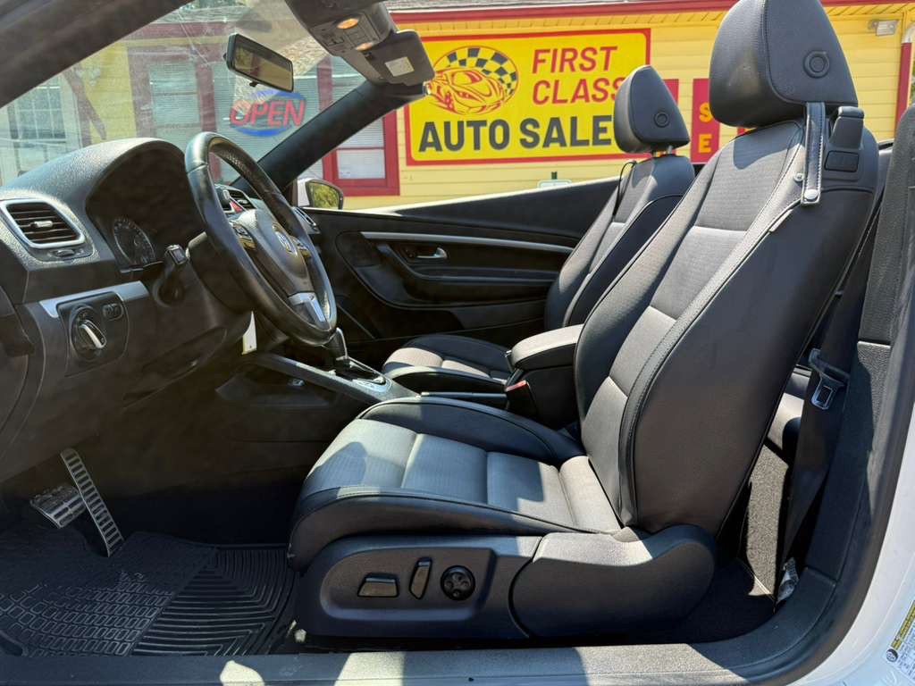 2012 Volkswagen Eos Image 11