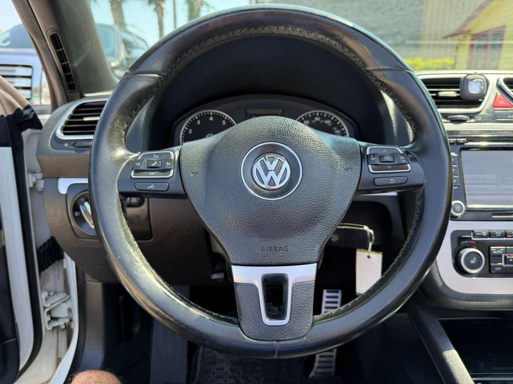 2012 Volkswagen Eos Image 12
