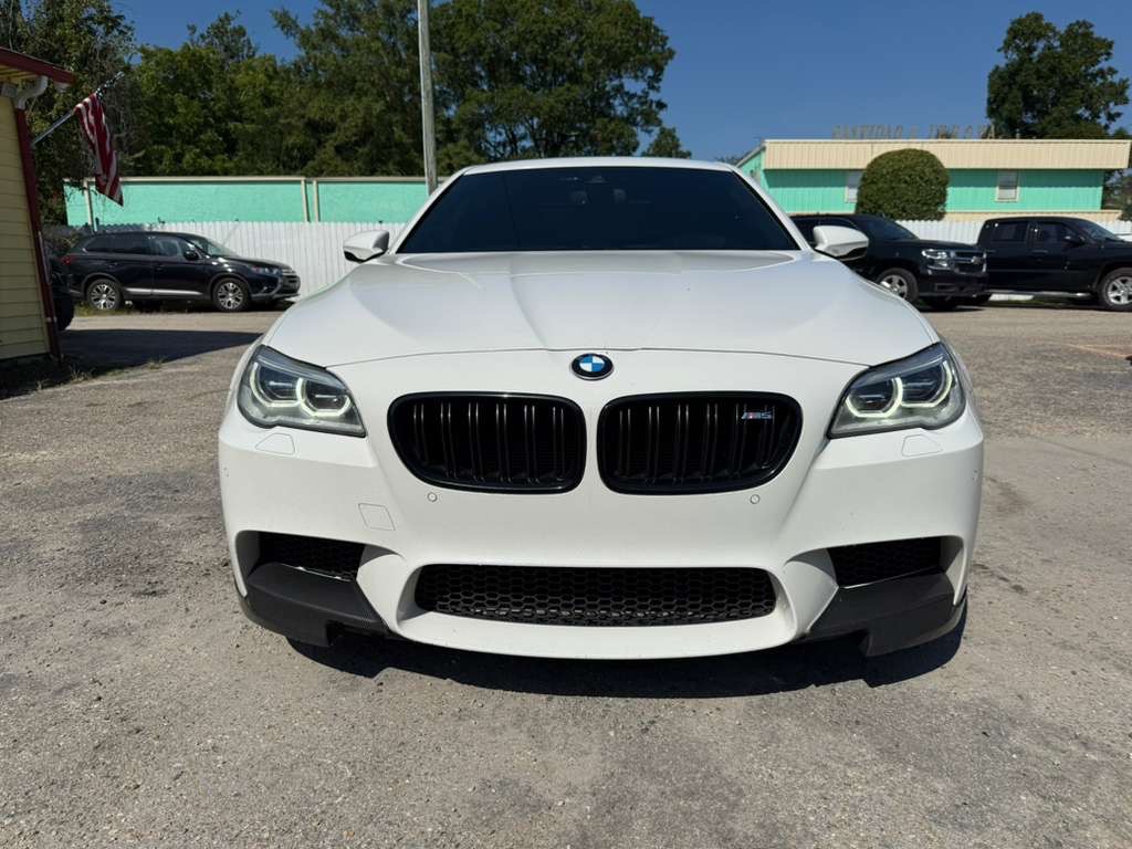 2016 BMW M5 Image 3