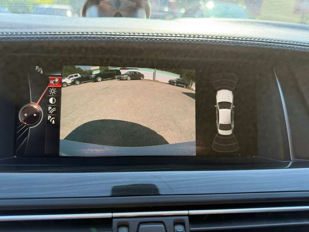 2016 BMW M5 Image 20