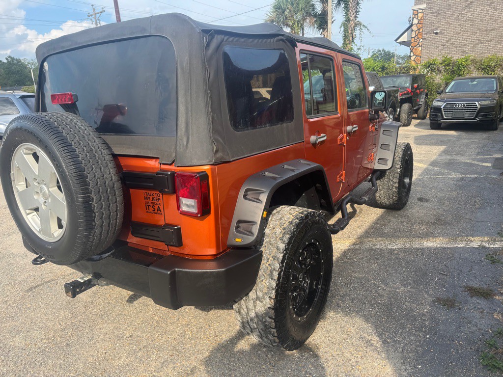 2011 Jeep Wrangler Unlimited Image 7