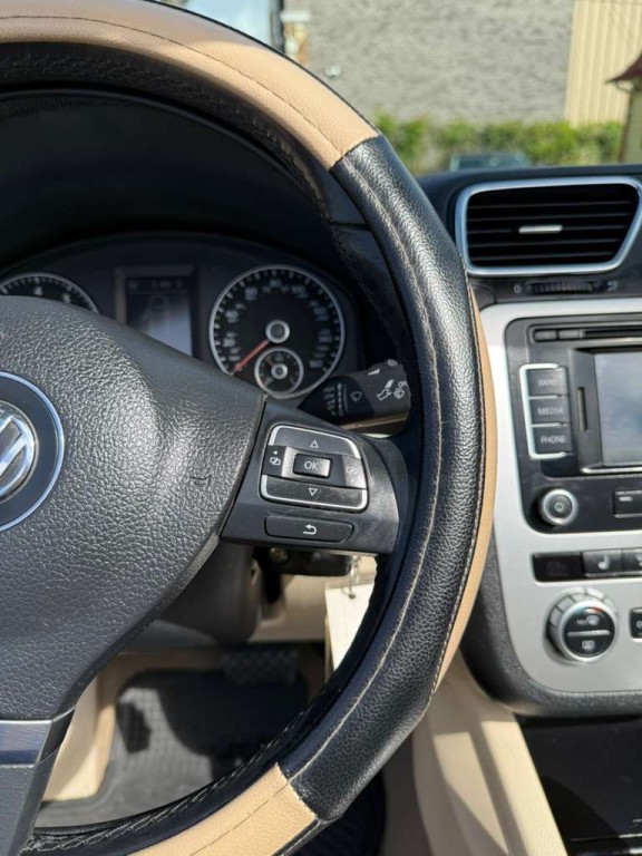 2014 Volkswagen Eos Image 19